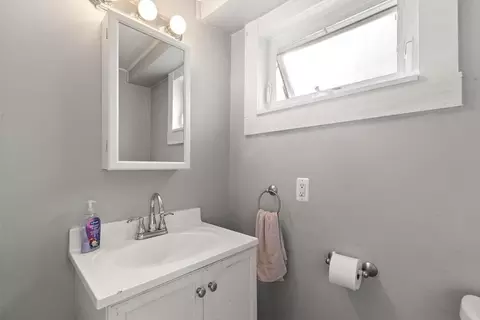 26 River St, Danvers, MA 01923 photo 8