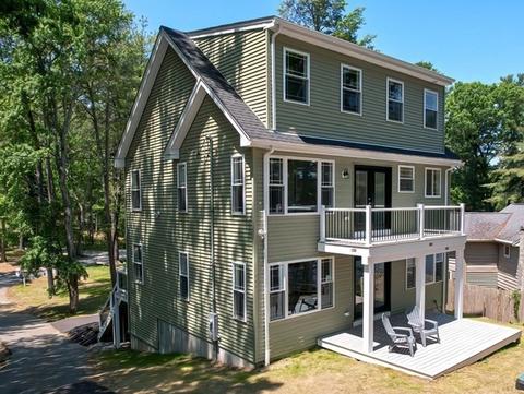 84 Populatic St, Franklin, MA 02038
