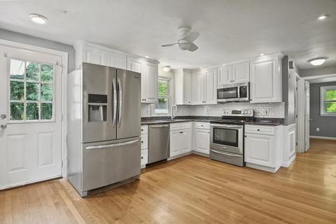 40 Orton St, Worcester, MA 01604 photo 6