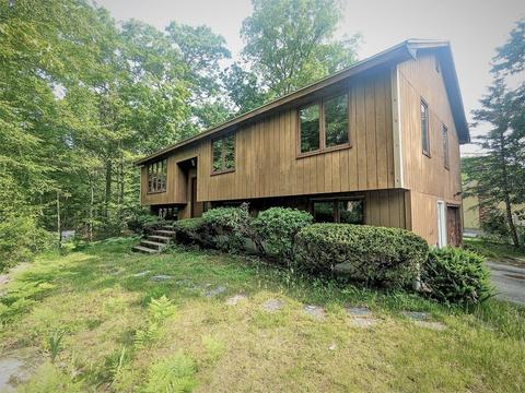 20 Windsor Rd, Milford, MA 01757