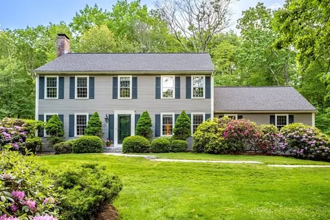 20 Indian Pipe Ln, Concord, MA 01742