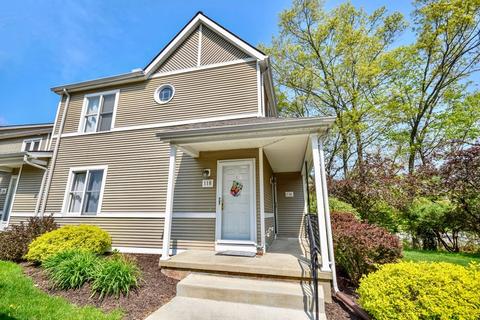 61 Abbey Memorial Dr #116, Chicopee, MA 01020