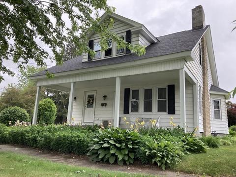 37 Wilson Ave, Westfield, MA 01085