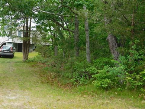 6 8 Acorn St E, Wareham, MA 02558 photo 2