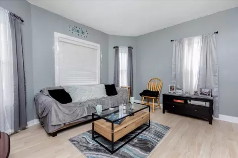 65 Windsor St, Worcester, MA 01605 photo 7