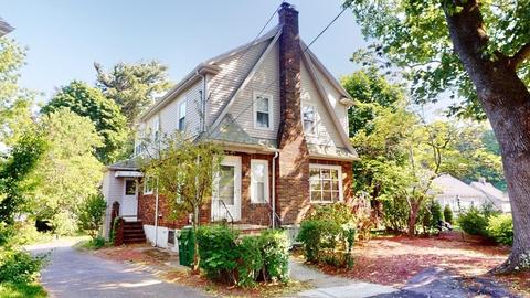 17 Dutton Cir, Medford, MA 02155