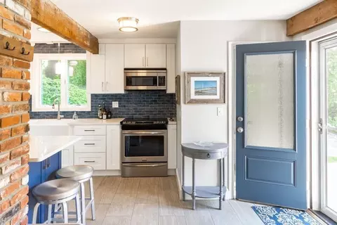 85 Pitman Rd, Marblehead, MA 01945 photo 8