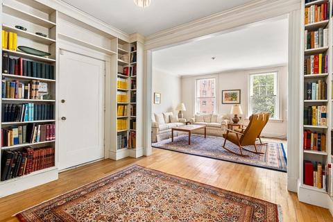 126 Sewall Ave #A, Brookline, MA 02446 photo 2