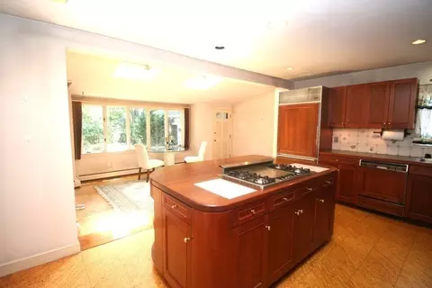 14 Robert Rd, Marblehead, MA 01945 photo 11