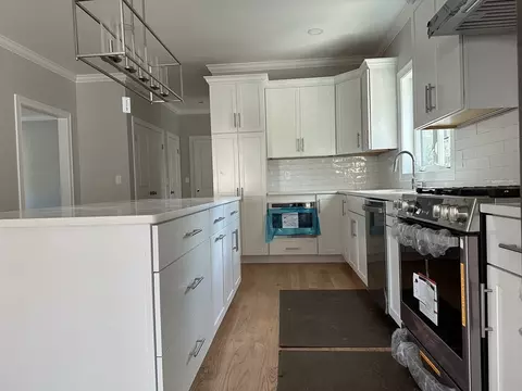 225 High St, Canton, MA 02021 photo 5