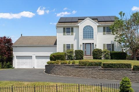 171 Bishop Rd, Fitchburg, MA 01420