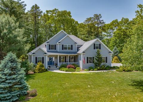 10 Fox Run, Easthampton, MA 01027