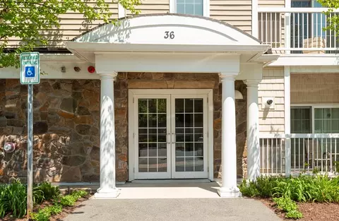 36 Abigail Way #3009, Reading, MA 01867