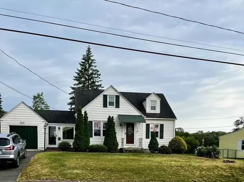 113 Beauchamp Ter, Chicopee, MA 01020