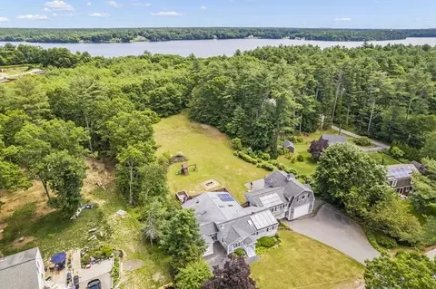 58 Mcclelland Rd, Halifax, MA 02338