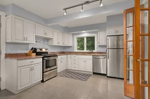 569 Cabot #2, Beverly, MA 01915 photo 13