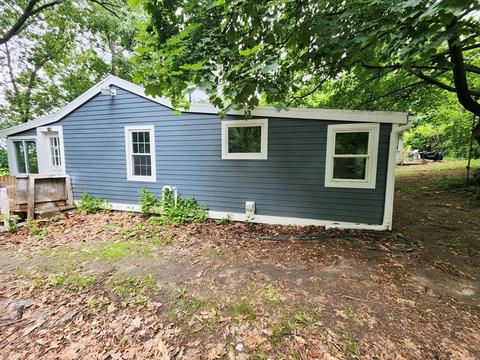 12 Kimball St, Lunenburg, MA 01462
