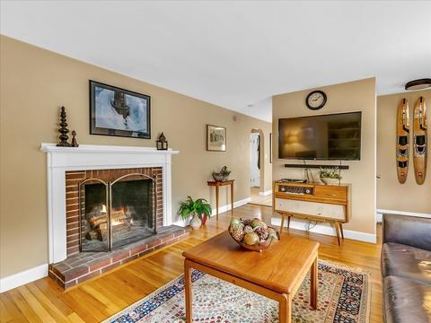 42 Appleton Ave, Beverly, MA 01915 photo 9
