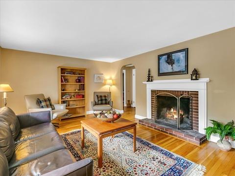 42 Appleton Ave, Beverly, MA 01915 photo 7