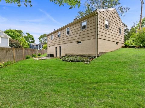 42 Appleton Ave, Beverly, MA 01915 photo 6