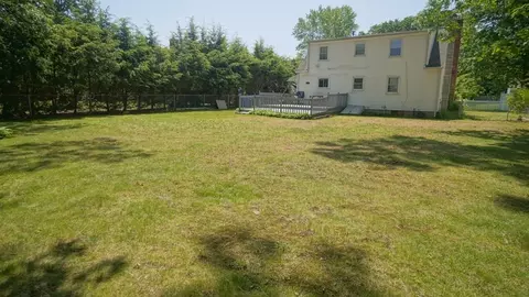 164 Prouty St, Springfield, MA 01119 photo 9