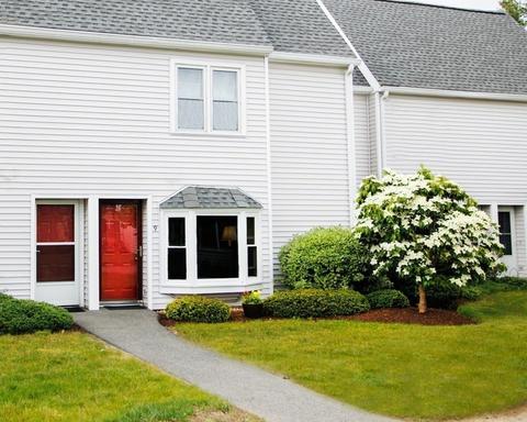 9 Mary Dyer Ln #9, Easton, MA 02356