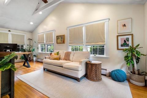 21 Pickwick Rd, Marblehead, MA 01945 photo 9