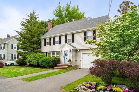21 Pickwick Rd, Marblehead, MA 01945 photo 2