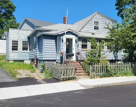 3 Island Ave, Quincy, MA 02169