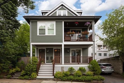 20 Doran Rd #20, Brookline, MA 02445