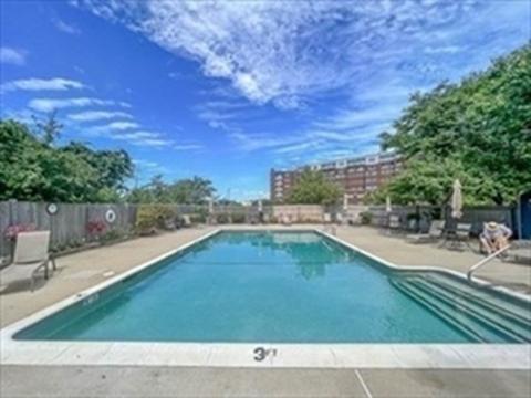 9 Park Ave #210, Hull, MA 02045