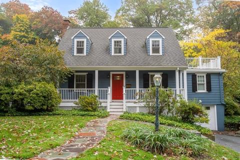 32 Verndale Rd, Newton, MA 02461