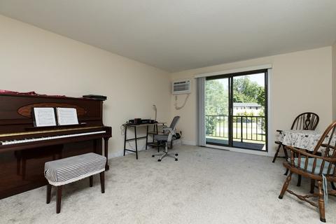 147 Sylvan St #23B, Danvers, MA 01923 photo 4