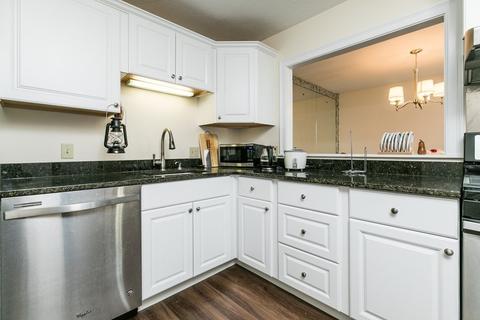 147 Sylvan St #23B, Danvers, MA 01923 photo 9