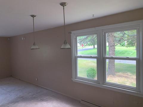 90 E Allen Ridge Rd, Springfield, MA 01118 photo 8