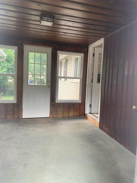 90 E Allen Ridge Rd, Springfield, MA 01118 photo 17
