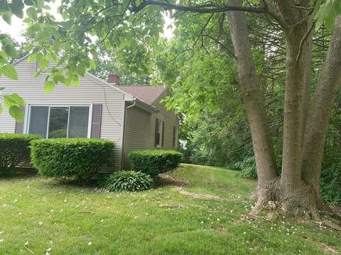90 E Allen Ridge Rd, Springfield, MA 01118 photo 18