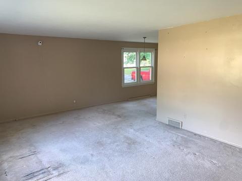 90 E Allen Ridge Rd, Springfield, MA 01118 photo 5