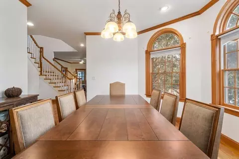 664 Greendale Ave, Needham, MA 02492 photo 11
