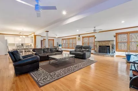 664 Greendale Ave, Needham, MA 02492 photo 7