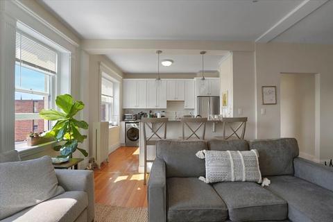 8 Garrison St #707, Boston, MA 02116
