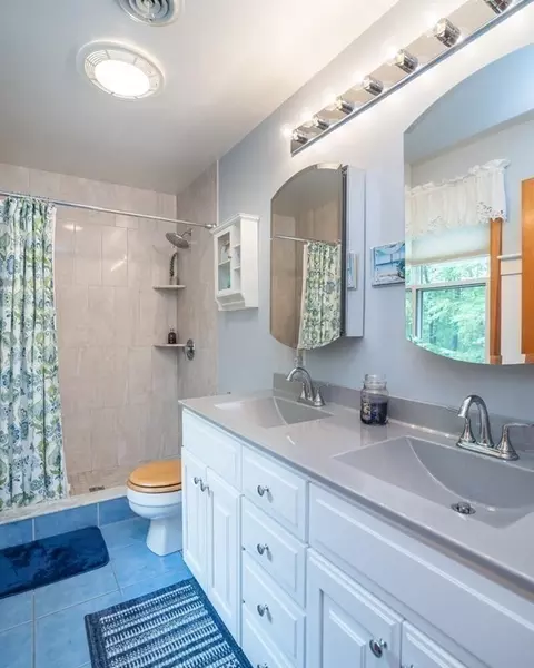5 Arnold Rd, Pelham, MA 01002 photo 29