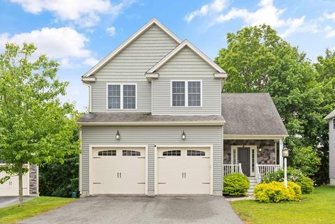 42 Empire Dr, North Andover, MA 01845