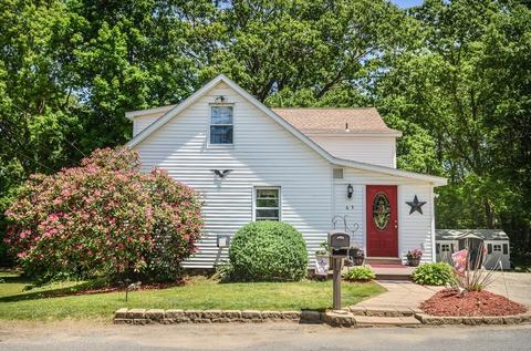 65 Towtaid St, Leicester, MA 01611