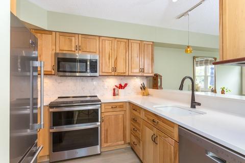 3 Teal Cir #3, Walpole, MA 02081 photo 9
