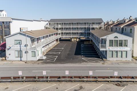 449 Ocean Blvd #203, Hampton, NH 03842