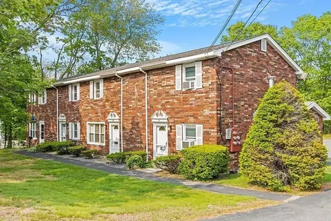 126 Felton St #126, Lowell, MA 01852