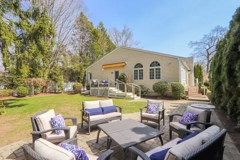 325 Manning St, Needham, MA 02492 photo 31