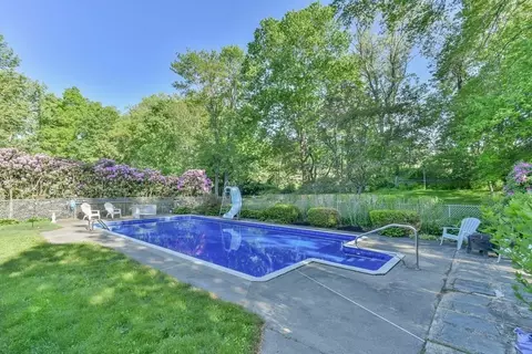 16 Mill Rd, Dudley, MA 01571 photo 9