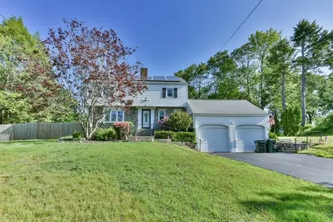 16 Mill Rd, Dudley, MA 01571 photo 3